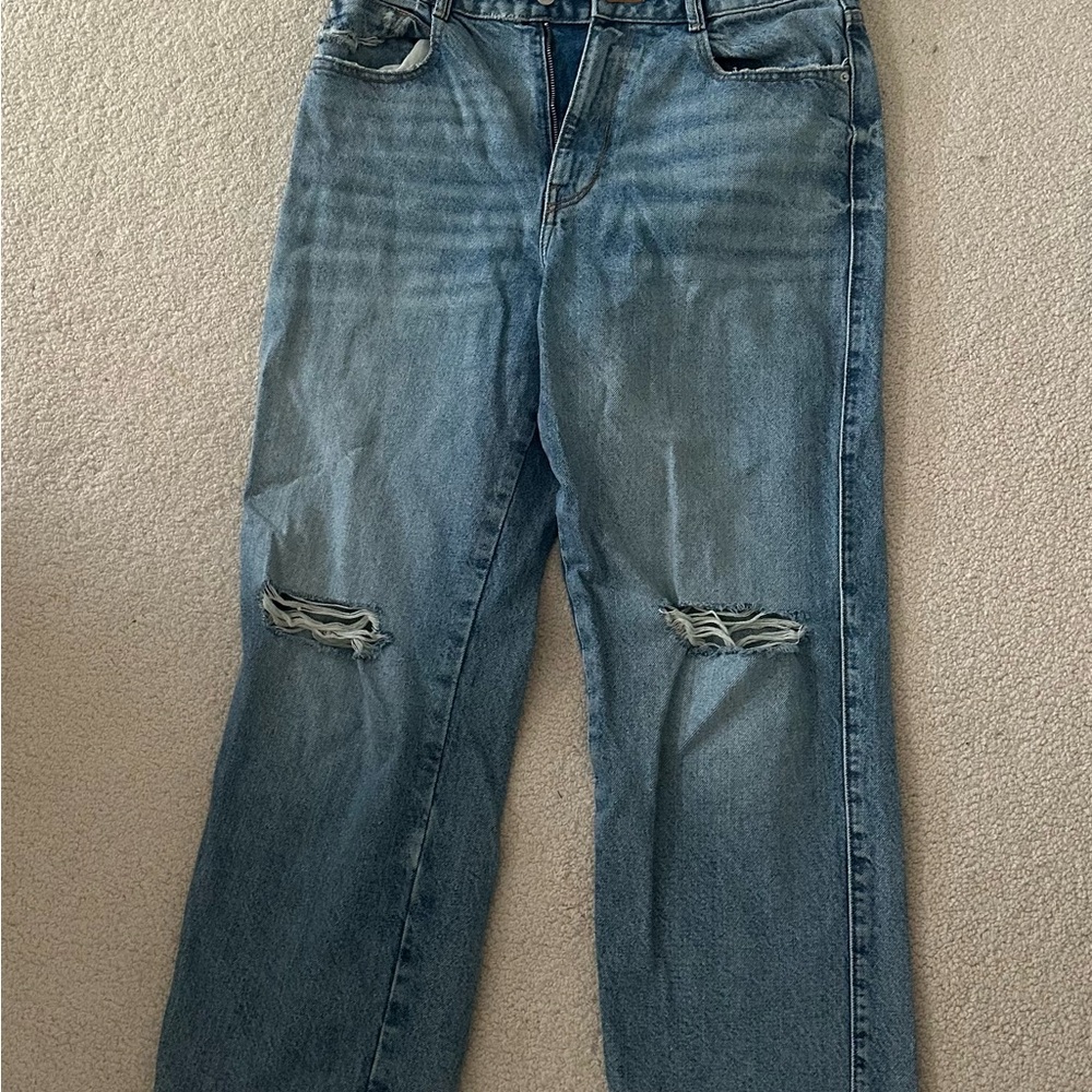 Ripped Light/Medium Wash Zara Jeans